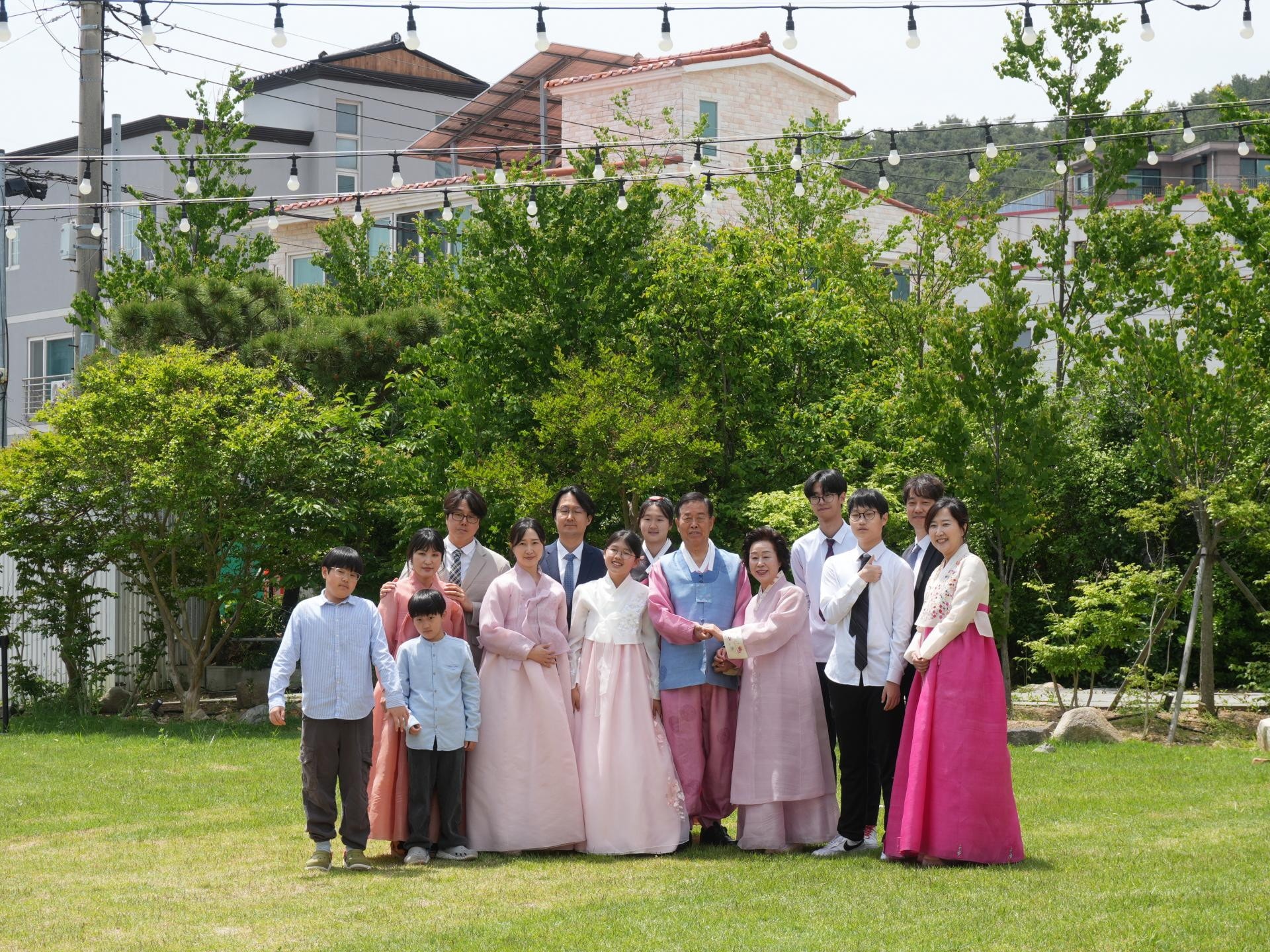 삼대가 모인 기념사진